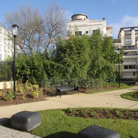Best Western Rives De Paris La Defense Courbevoie Luaran gambar