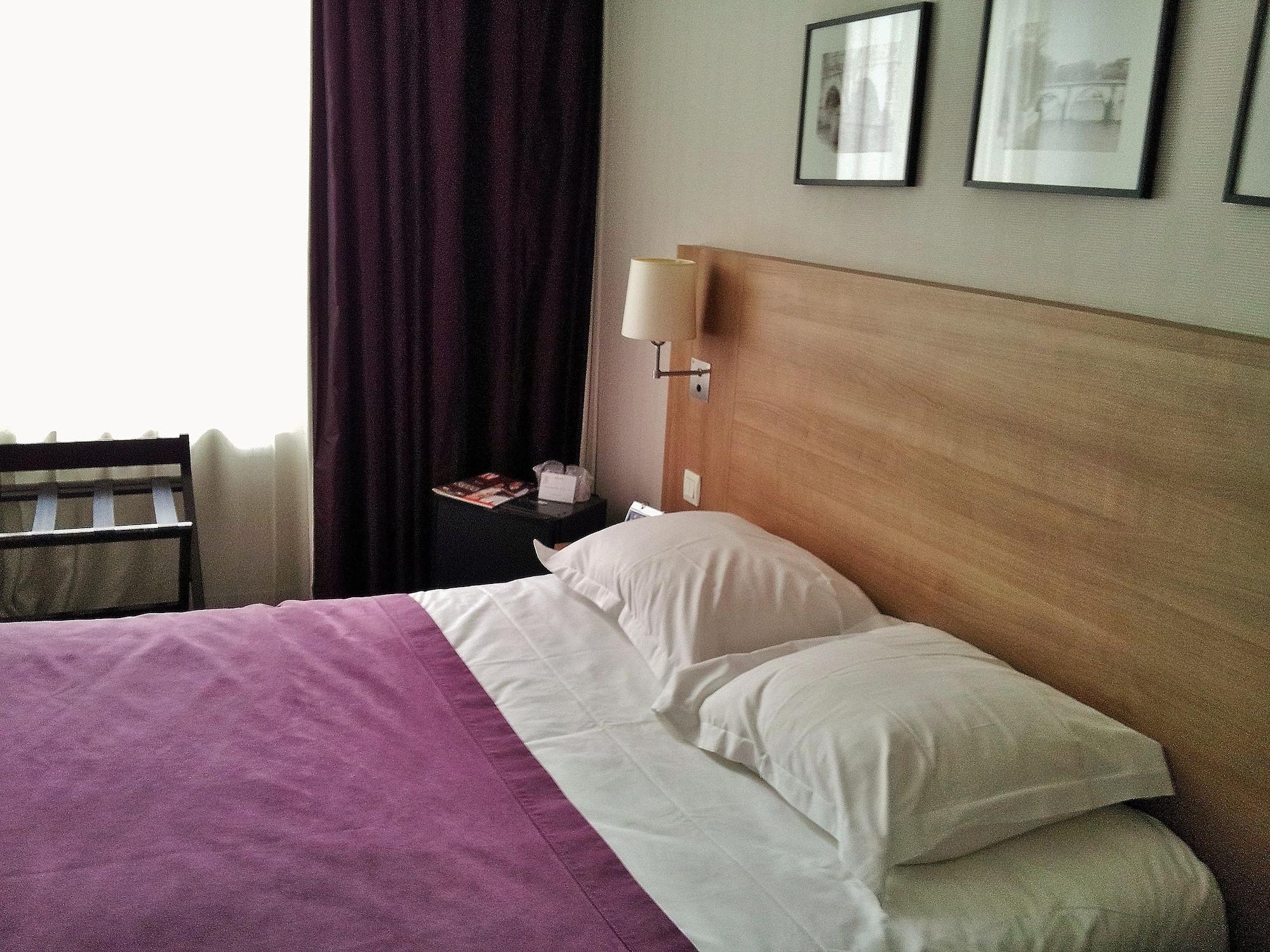 Best Western Rives De Paris La Defense Courbevoie Luaran gambar